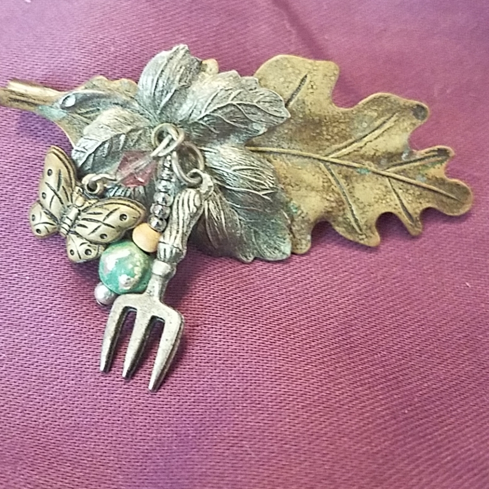 Garden Pin